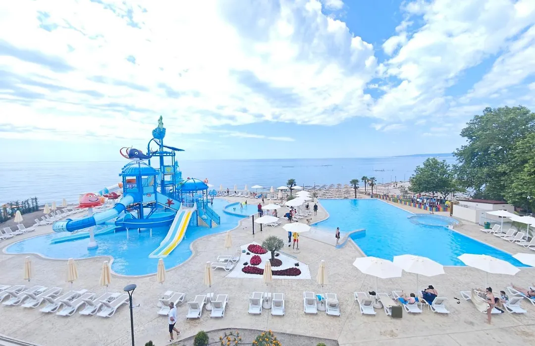 Royal Bay Resort & Aqua Park-1