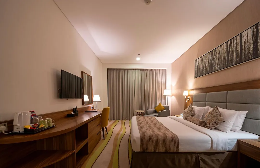 Jacob'S Garden Hotel-1