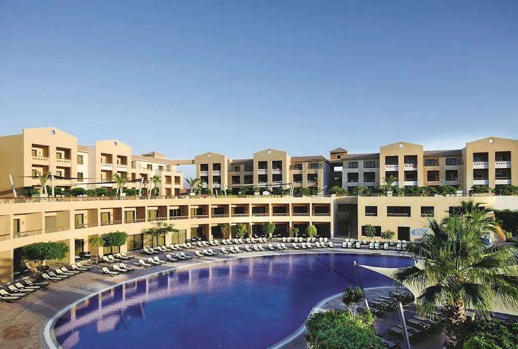 Coral Sea Aqua Club Resort-1