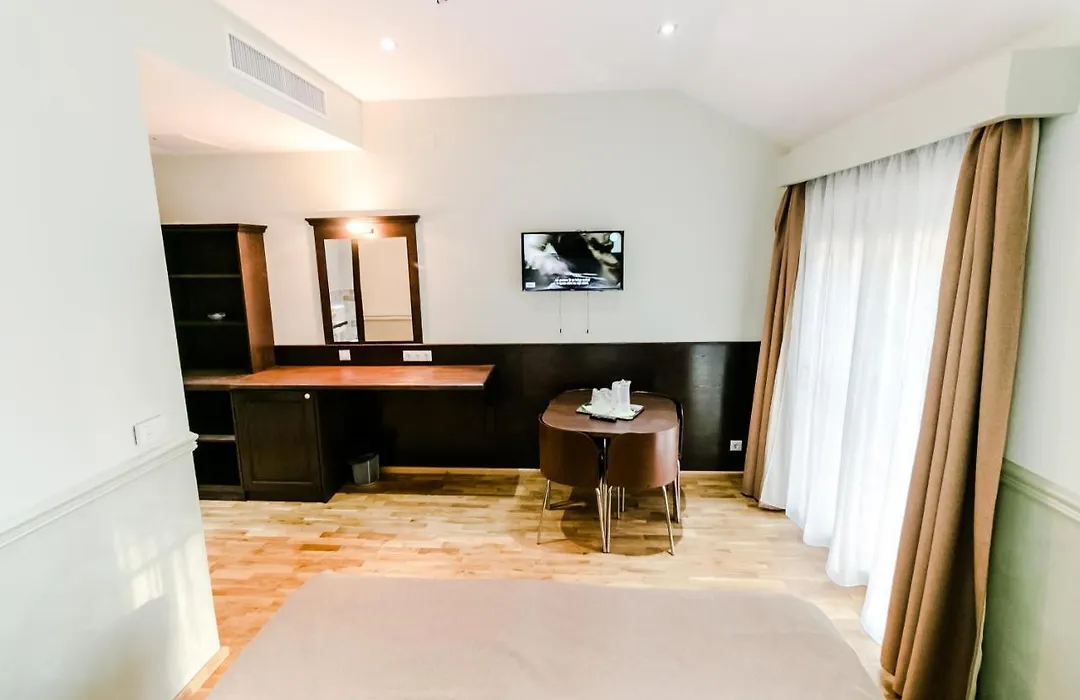 Hotel Marina-1