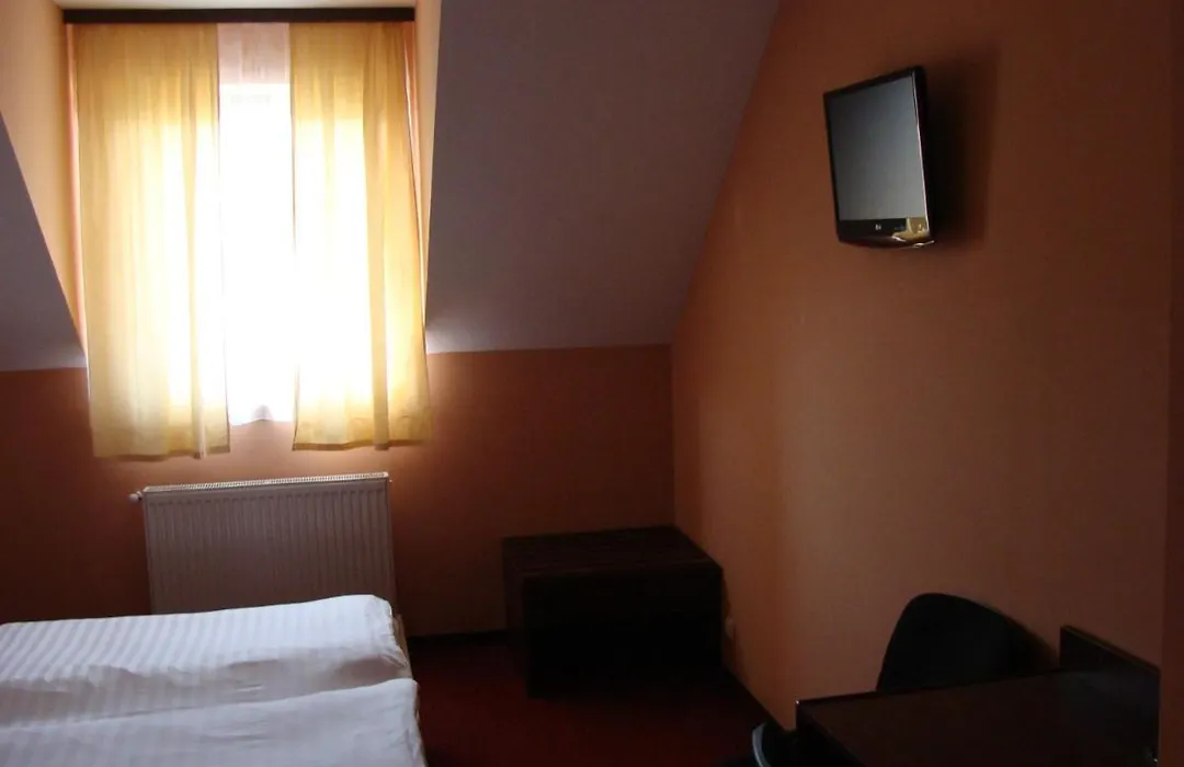 Hostel Lan-1