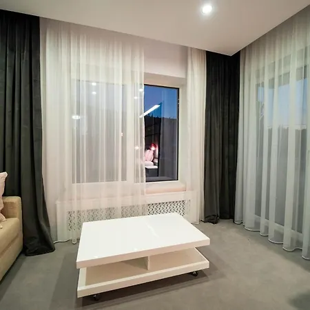 Velvet Home-2