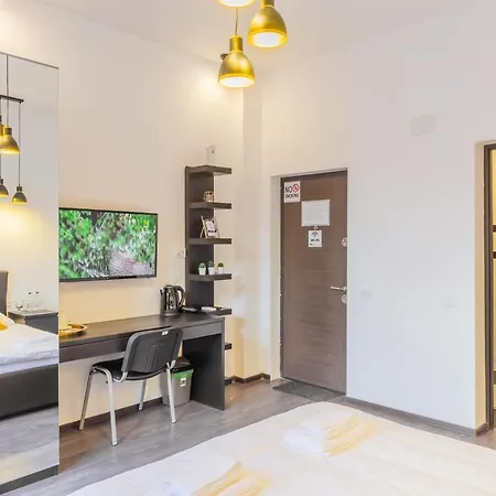 Chateau: Upscale Suites In Bucharest'S Historical Center!-3