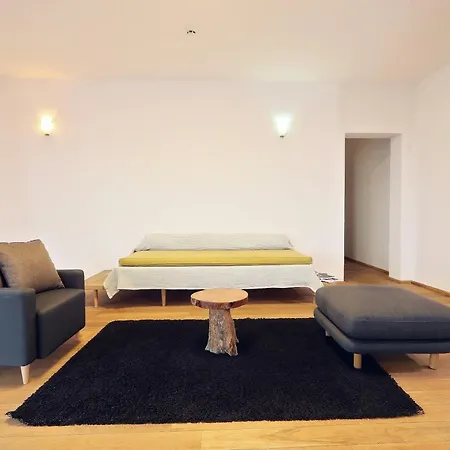 Living In Aparthotel-3