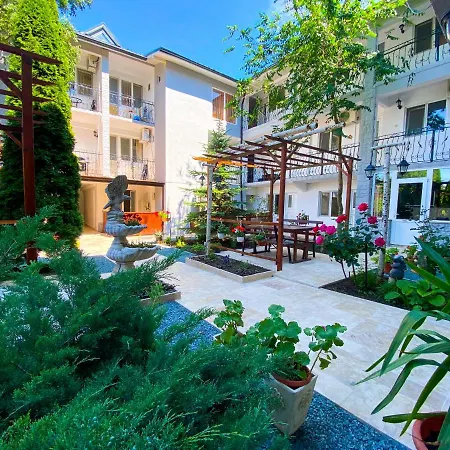 Vila Casa Leul-2