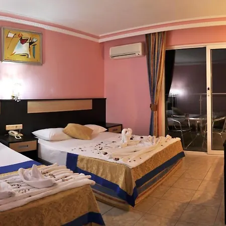 First Class Hotel-2