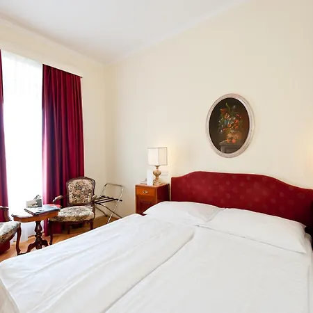 Hotel Regina-3