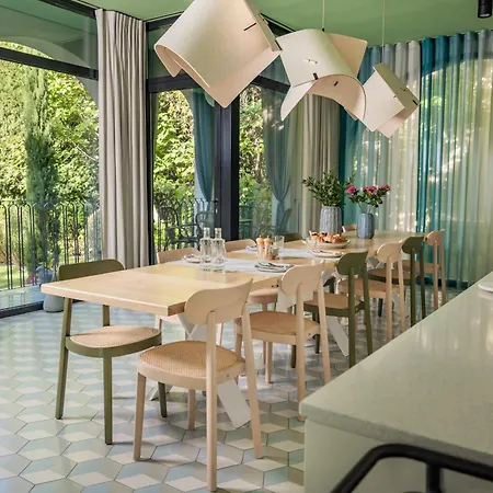 Bagatelle Gardenhouse-2