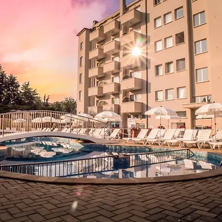 Hotel Aurora-2