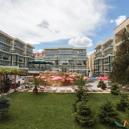 Sunny Day Club Hotel-2