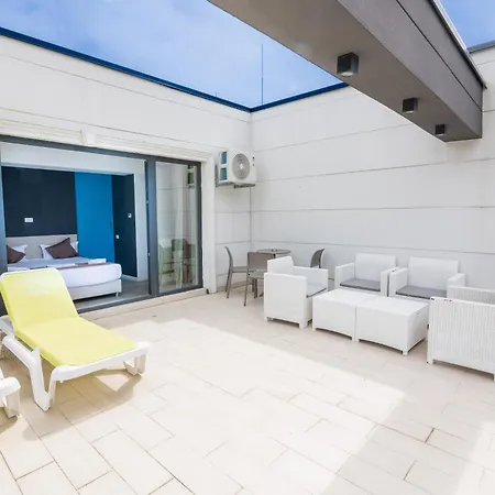 Miramare Residence Aparthotel-3