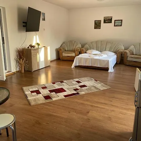 Vila Alexandra-2