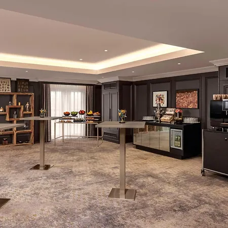 Hilton Vienna Plaza-2