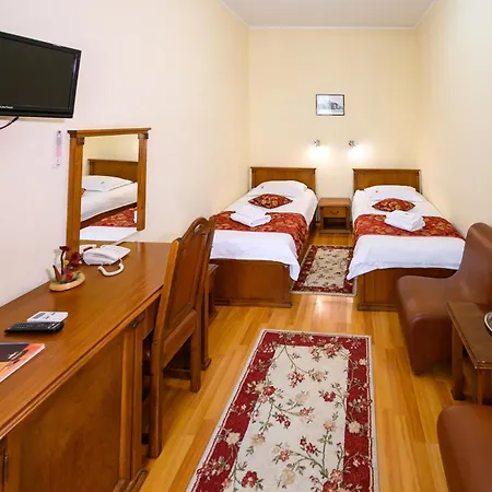 Hotel Transilvania-2