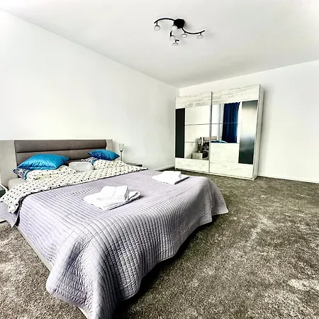 Ayan Studio-3