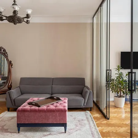 Magister Seven-3