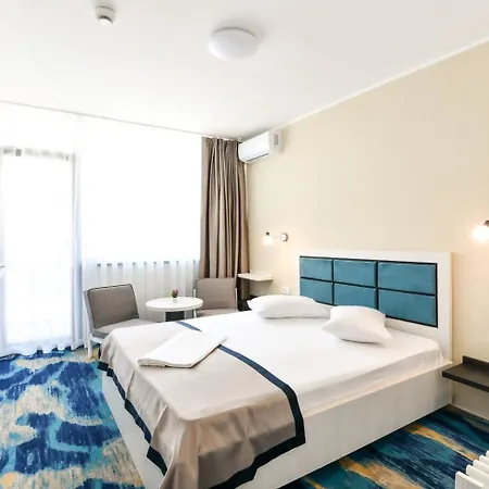 Hotel Holiday Blue-2