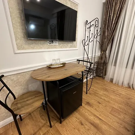 Hotel Boutique Cathedral Plaza Residences Room For Rent Downtown-3