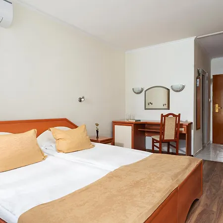 Zefir Hotel-3