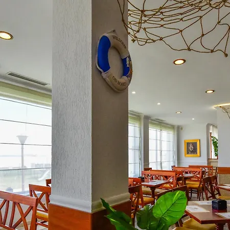 Complex Modern Mamaia-2