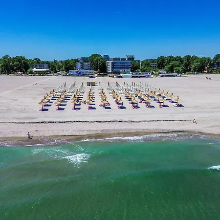Complex Modern Mamaia-3