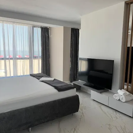 Aqua Villa By The Sea-3