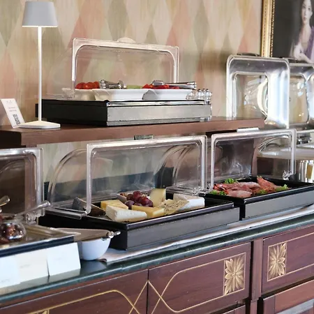 Simfonia Boutique Hotel-3