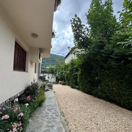 Amandra Chalet-3
