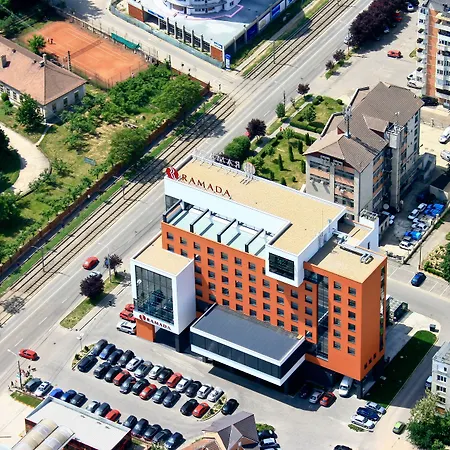 Ramada by Wyndham Oradea-2