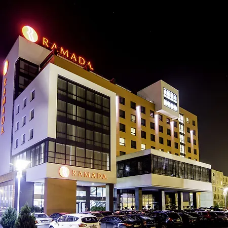 Ramada by Wyndham Oradea-3