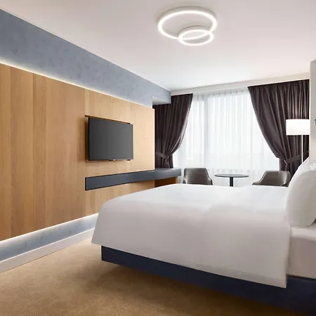 Ramada By Wyndham Slatina Parc-2