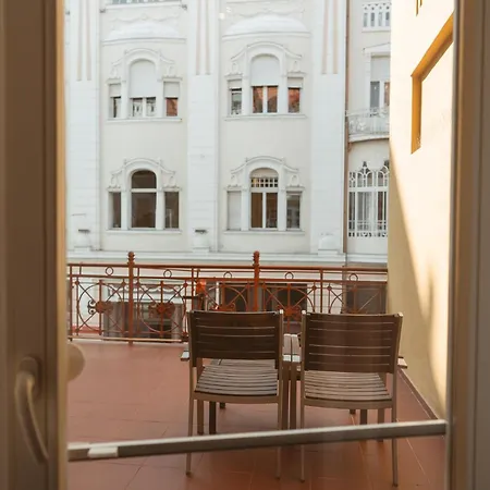 Ivana Hotel-2