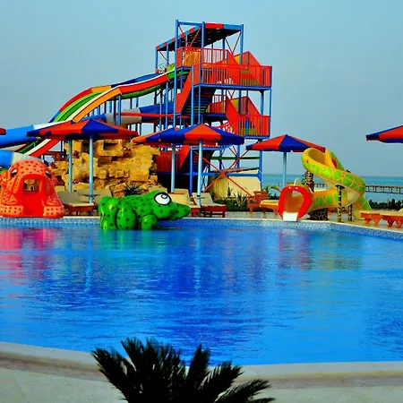 Hawaii Caesar Dreams Resort And Aqua Park - Families And Couples-3