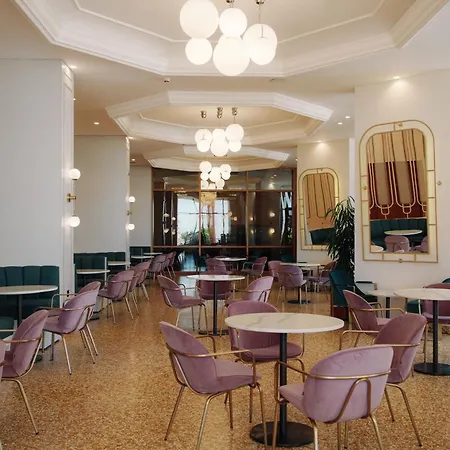 Dit Majestic Beach Resort-2