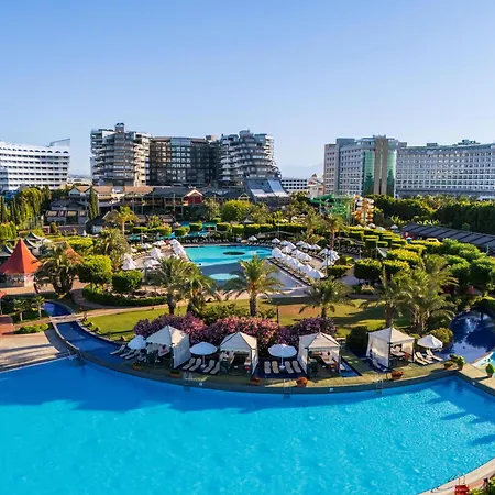 Limak Lara Deluxe Hotel & Resort Antalya-3