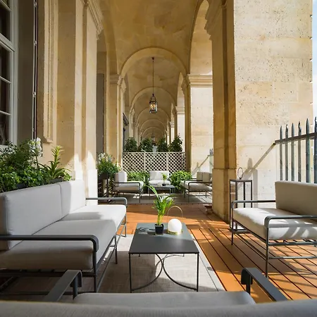 Hotel De Crillon-3