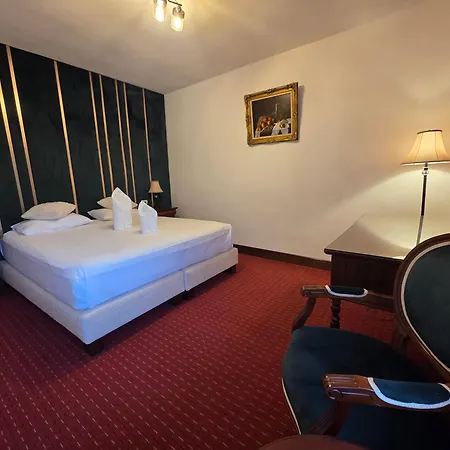 Hotel Select-3