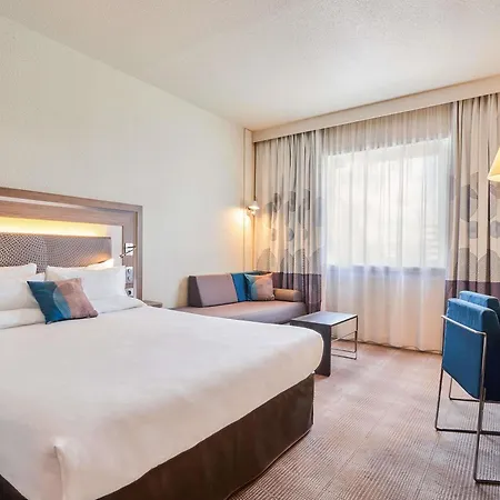 Novotel Paris 17-3