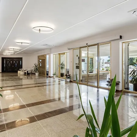 Hotel Condor-2