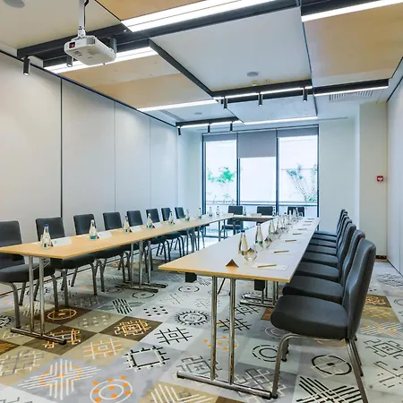 Ibis Styles Bucharest City Center-2