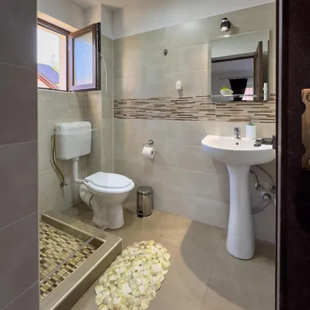 Casa Damona-2