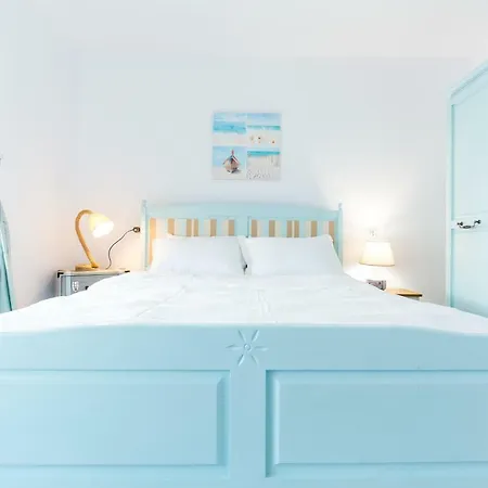 The Shore House-3