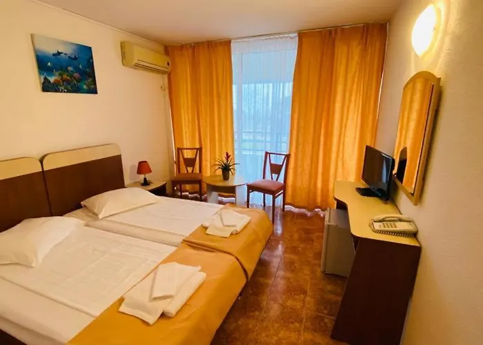 Hotel Cerna Saturn