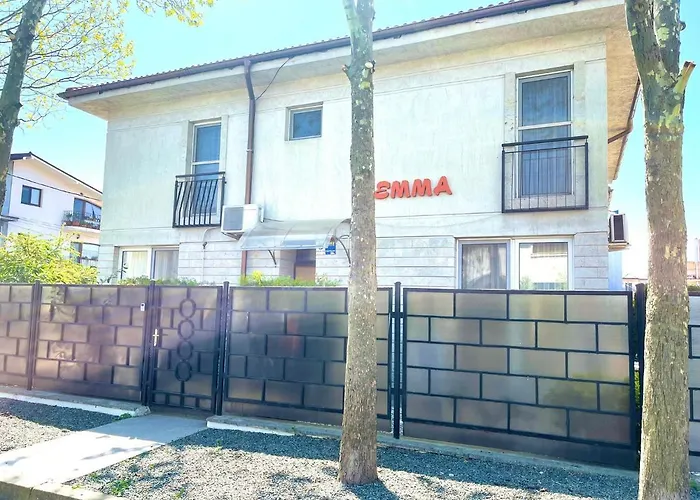 Emma And Armin Apartments & Garden Eforie Nord