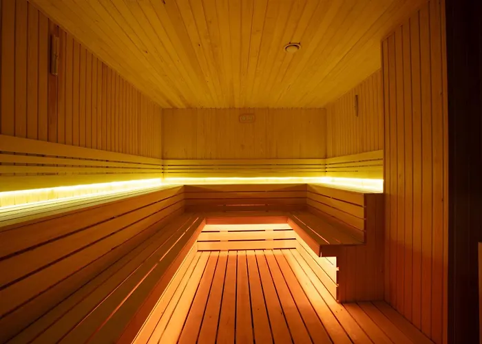 Ramada Hotel & Suites By Wyndham Kusadası