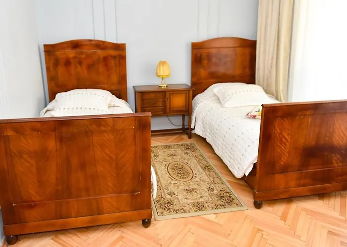 Former Ceausescu's Vila Crizantema Băile Govora