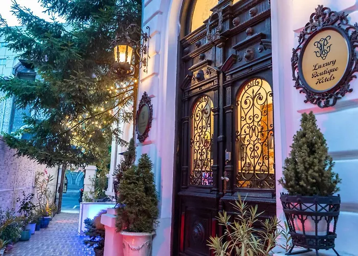 Conacul Coroanei Luxury Boutique Hotel Bucureşti