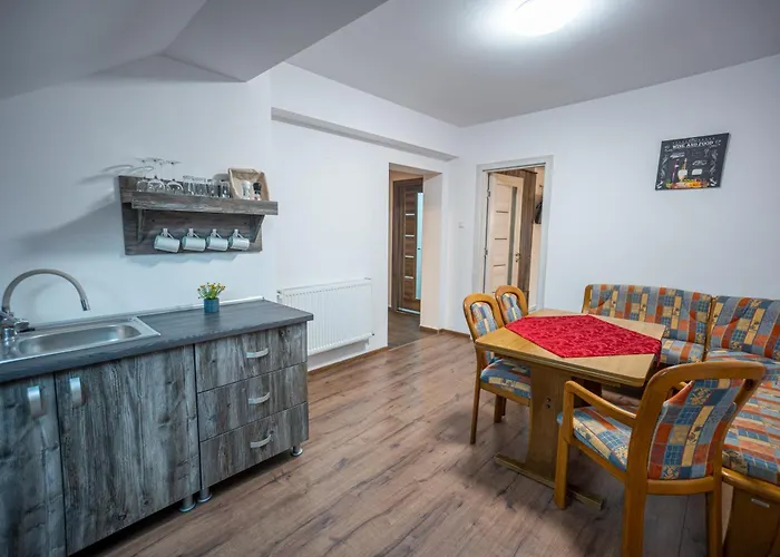 Pensiunea Flora BaileTusnad