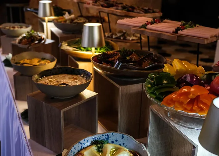 Peninsula Boutique Hotel Constanţa