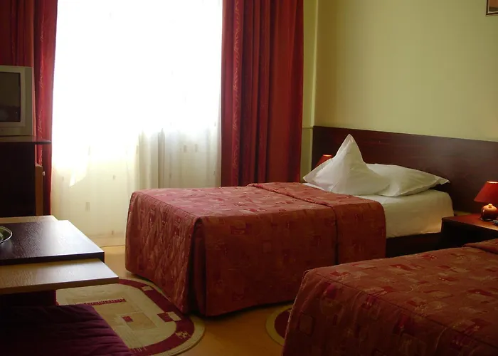 Hotel Decebal Brașov